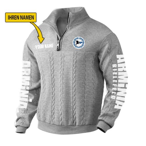 DSC Arminia Bielefeld Fan Edition Strick-Sweatshirt – Individueller Name DSC Arminia Bielefeld Fan Edition Strick-Sweatshirt – Individueller Name