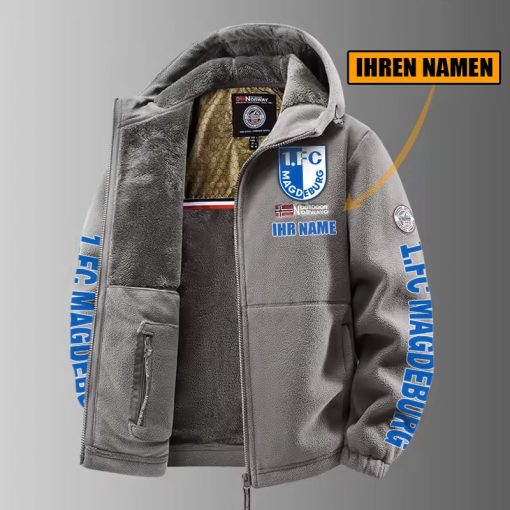 1. FC Magdeburg – Winter Zip Hoodie Neue Edition mit Ihrem Namen 1. FC Magdeburg – Winter Zip Hoodie Neue Edition mit Ihrem Namen