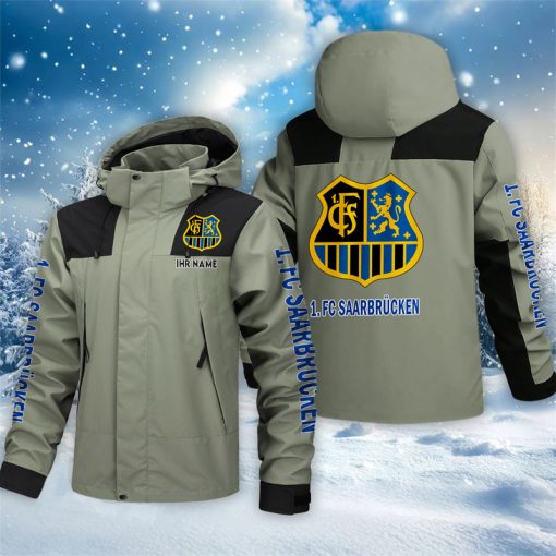 1. FC Saarbrücken – Outdoorjacke Sportlicher Stil mit Ihrem Namen 1. FC Saarbrücken – Outdoorjacke Sportlicher Stil mit Ihrem Namen