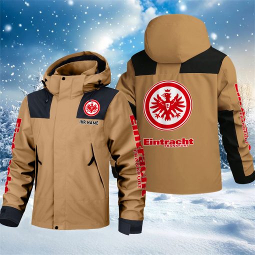 Eintracht Frankfurt – Outdoorjacke Sportlicher Stil mit Ihrem Namen Eintracht Frankfurt – Outdoorjacke Sportlicher Stil mit Ihrem Namen