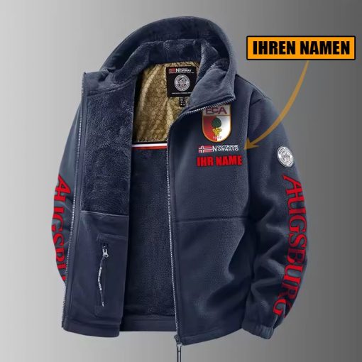 FC Augsburg – Winter Zip Hoodie Neue Edition mit Ihrem Namen FC Augsburg – Winter Zip Hoodie Neue Edition mit Ihrem Namen