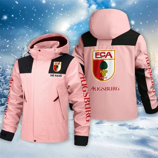 FC Augsburg – Outdoorjacke Sportlicher Stil mit Ihrem Namen FC Augsburg – Outdoorjacke Sportlicher Stil mit Ihrem Namen