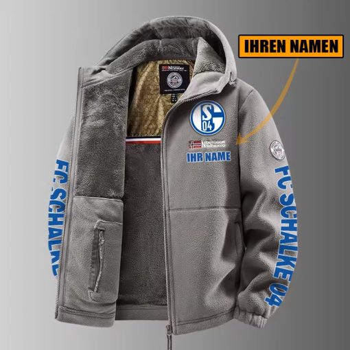FC Schalke 04 – Winter Zip Hoodie Neue Edition mit Ihrem Namen FC Schalke 04 – Winter Zip Hoodie Neue Edition mit Ihrem Namen