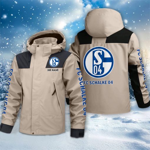 FC Schalke 04 – Outdoorjacke Sportlicher Stil mit Ihrem Namen FC Schalke 04 – Outdoorjacke Sportlicher Stil mit Ihrem Namen