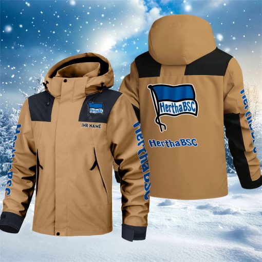 Hertha BSC – Outdoorjacke Sportlicher Stil mit Ihrem Namen Hertha BSC – Outdoorjacke Sportlicher Stil mit Ihrem Namen