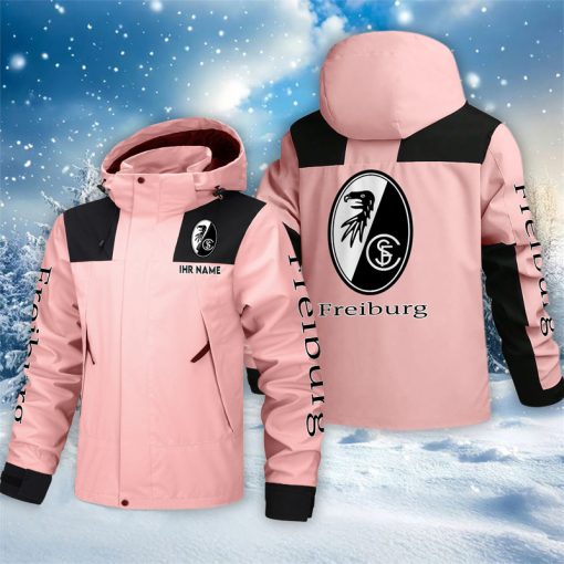 SC Freiburg – Outdoorjacke Sportlicher Stil mit Ihrem Namen SC Freiburg – Outdoorjacke Sportlicher Stil mit Ihrem Namen