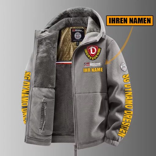 SG Dynamo Dresden – Winter Zip Hoodie Neue Edition mit Ihrem Namen SG Dynamo Dresden – Winter Zip Hoodie Neue Edition mit Ihrem Namen