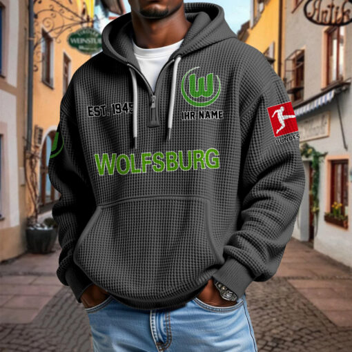 VfL Wolfsburg – Waffel-Hoodie neue Version mit Ihrem Namen VfL Wolfsburg – Waffel-Hoodie neue Version mit Ihrem Namen