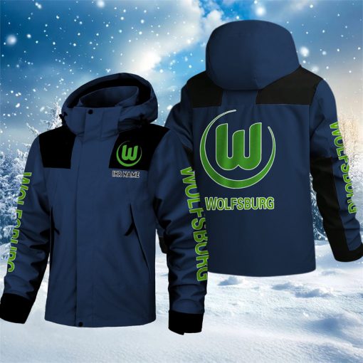 VfL Wolfsburg – Outdoorjacke – Sportlicher Stil mit Ihrem Namen VfL Wolfsburg – Outdoorjacke – Sportlicher Stil mit Ihrem Namen