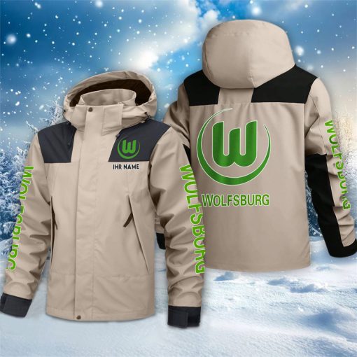 VfL Wolfsburg – Outdoorjacke – Sportlicher Stil mit Ihrem Namen VfL Wolfsburg – Outdoorjacke – Sportlicher Stil mit Ihrem Namen