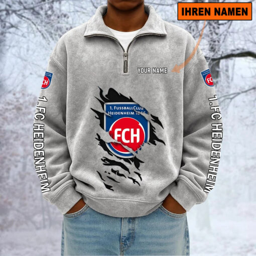 1. FC Heidenheim – Sweatshirt mit Halbzip – Neue Version mit Ihrem Namen 1. FC Heidenheim – Sweatshirt mit Halbzip – Neue Version mit Ihrem Namen