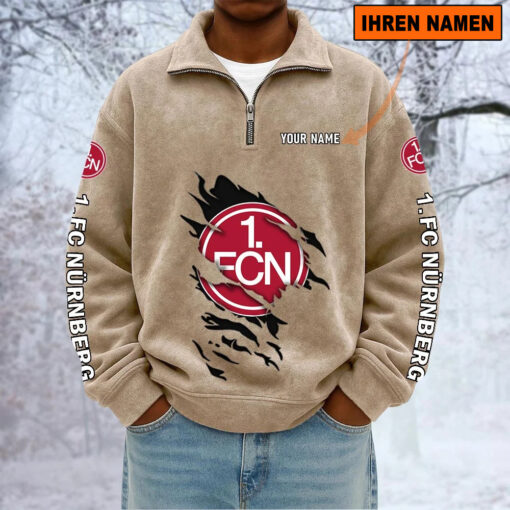 1. FC Nürnberg – Sweatshirt mit Halbzip – Neue Version mit Ihrem Namen 1. FC Nürnberg – Sweatshirt mit Halbzip – Neue Version mit Ihrem Namen