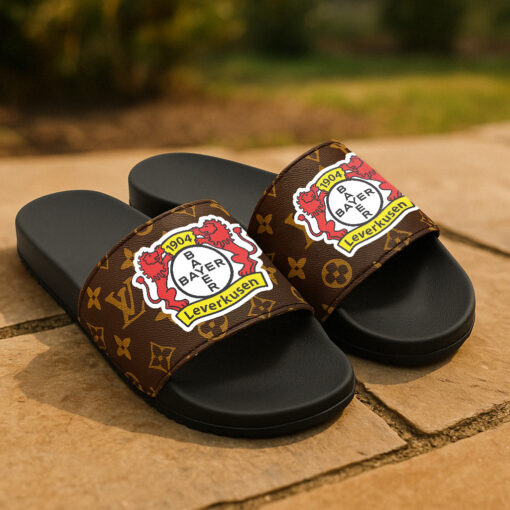 Bayer 04 Leverkusen Neue Edition PU-Pantoletten Bayer 04 Leverkusen Neue Edition PU-Pantoletten
