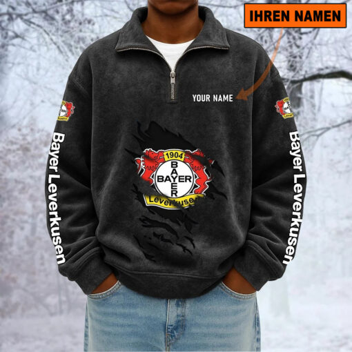 Bayer 04 Leverkusen – Sweatshirt mit Halbzip – Neue Version mit Ihrem Namen Bayer 04 Leverkusen – Sweatshirt mit Halbzip – Neue Version mit Ihrem Namen