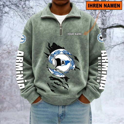 DSC Arminia Bielefeld – Sweatshirt mit Halbzip – Neue Version mit Ihrem Namen DSC Arminia Bielefeld – Sweatshirt mit Halbzip – Neue Version mit Ihrem Namen