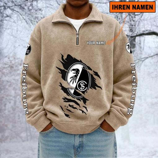 SC Freiburg – Sweatshirt mit Halbzip – Neue Version mit Ihrem Namen SC Freiburg – Sweatshirt mit Halbzip – Neue Version mit Ihrem Namen