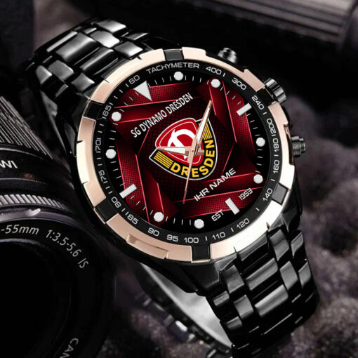 SG Dynamo Dresden – Aurora Uhr Neue Version mit Ihrem Namen SG Dynamo Dresden – Aurora Uhr Neue Version mit Ihrem Namen