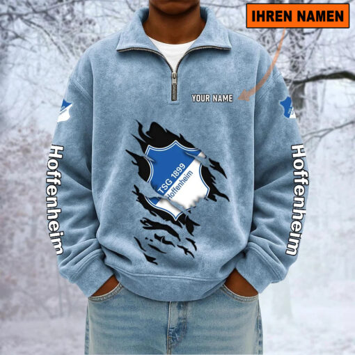 TSG 1899 Hoffenheim – Sweatshirt mit Halbzip – Neue Version mit Ihrem Namen TSG 1899 Hoffenheim – Sweatshirt mit Halbzip – Neue Version mit Ihrem Namen