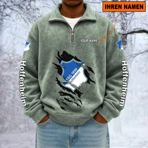 TSG 1899 Hoffenheim – Sweatshirt mit Halbzip – Neue Version mit Ihrem Namen TSG 1899 Hoffenheim – Sweatshirt mit Halbzip – Neue Version mit Ihrem Namen