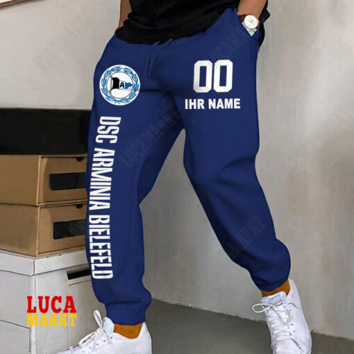 DSC Arminia Bielefeld – Jogginghose Neue Edition mit Individueller Name Nummer DSC Arminia Bielefeld – Jogginghose Neue Edition mit Individueller Name Nummer