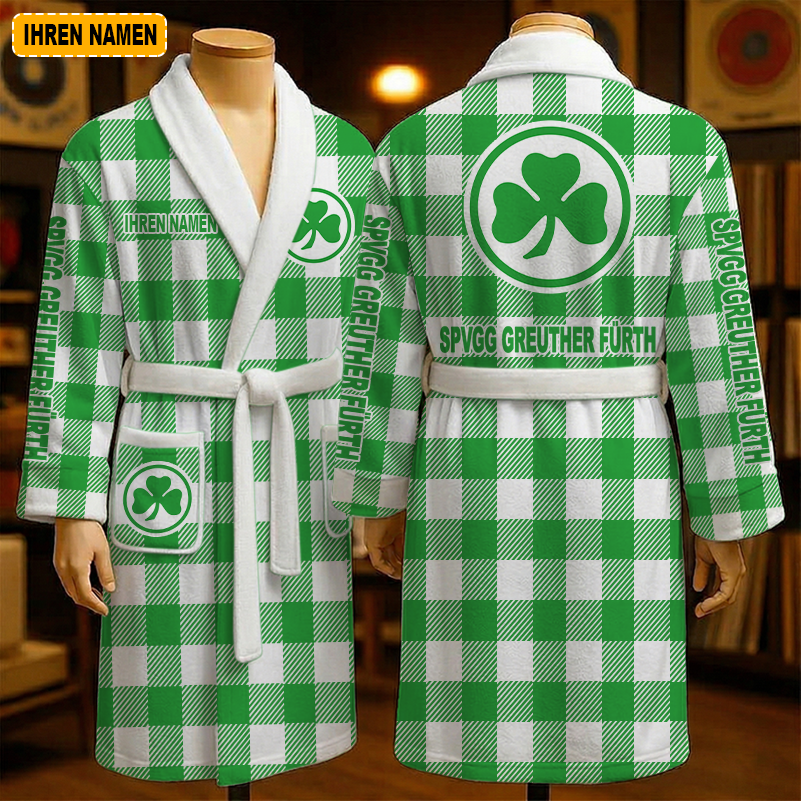 SpVgg Greuther Fürth – Fleece-Bademantel Sonderausgabe mit Ihrem Namen SpVgg Greuther Fürth – Fleece-Bademantel Sonderausgabe mit Ihrem Namen