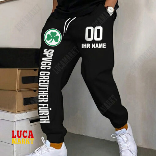 SpVgg Greuther Fürth – Jogginghose Neue Edition mit Individueller Name Nummer SpVgg Greuther Fürth – Jogginghose Neue Edition mit Individueller Name Nummer