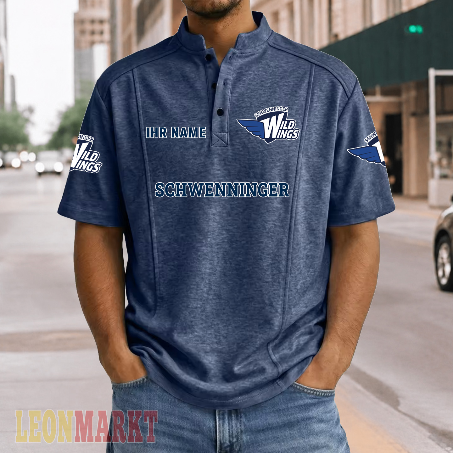 Schwenninger Wild Wings – Stehkragen-Polo Neue Version mit Ihrem Namen Schwenninger Wild Wings – Stehkragen-Polo Neue Version mit Ihrem Namen